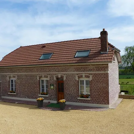 Gîte La Maison d'Edouard Villers-Carbonnel Extérieur photo