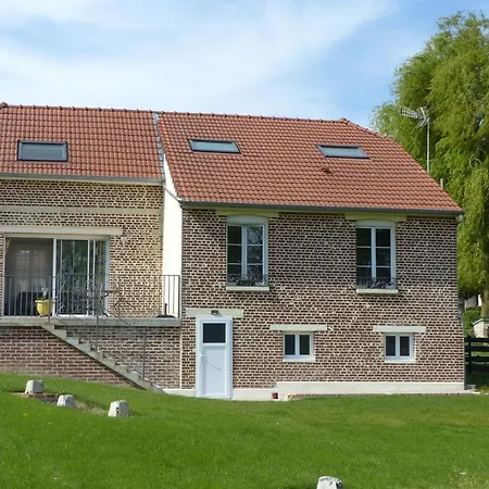 Gîte La Maison d'Edouard Villers-Carbonnel Extérieur photo